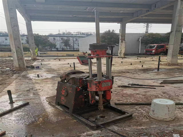 四子王袖阀管小导管注浆加固施工工艺